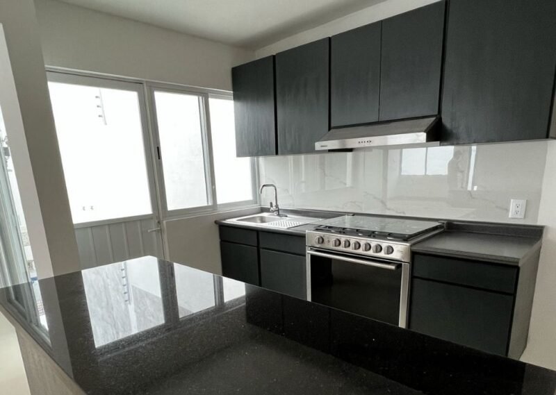 Casa Moderna de 3 Recámaras con Acabados de Lujo y Recámara en Planta Baja | Cuautla, Morelos