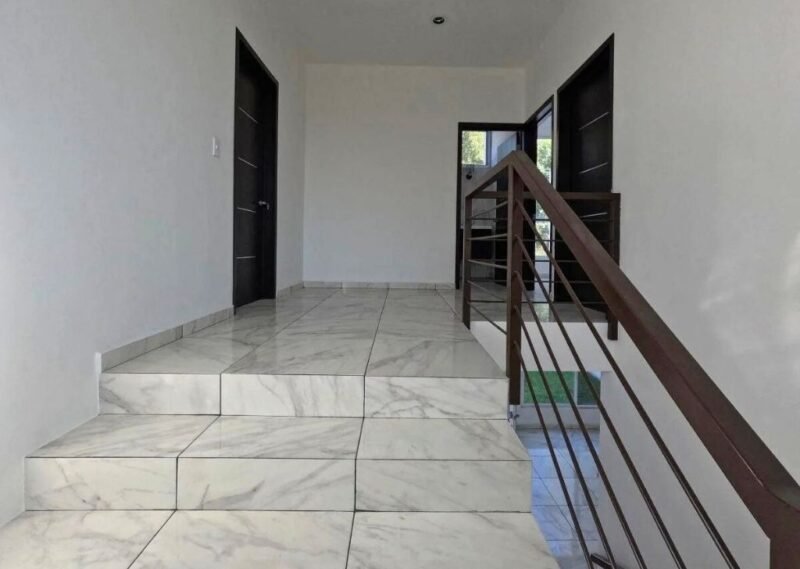 Casa Familiar con Jardín Único en Arboleda Centenario, Casasano – Cuautla