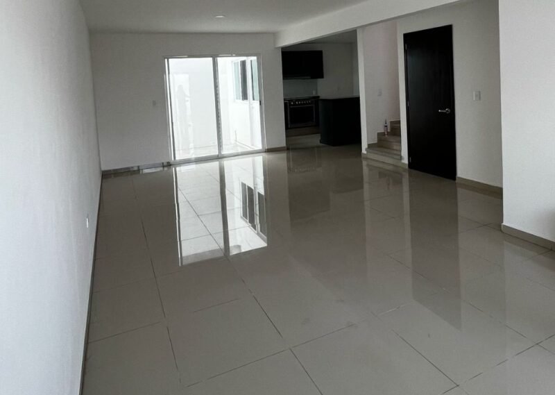Casa Moderna de 3 Recámaras con Acabados de Lujo y Recámara en Planta Baja | Cuautla, Morelos