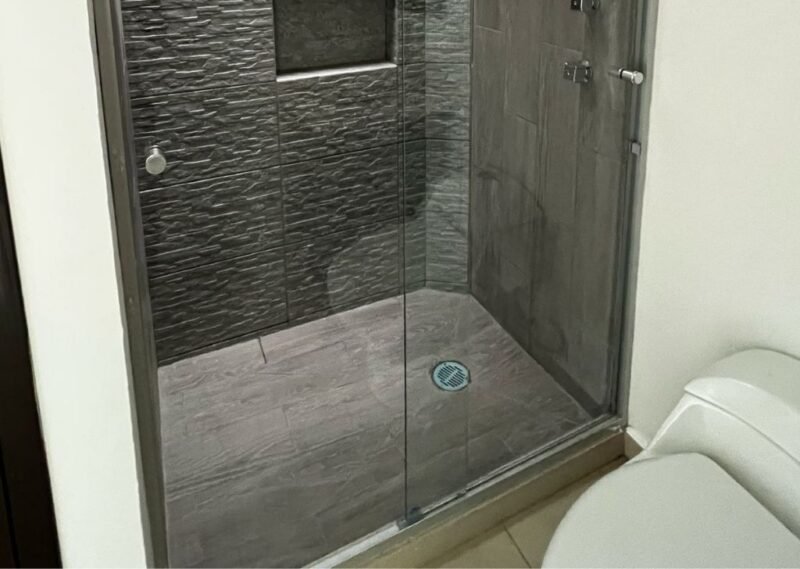 Casa Moderna de 3 Recámaras con Acabados de Lujo y Recámara en Planta Baja | Cuautla, Morelos